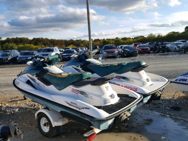 ZZNH1858C696 - 1996 BOMBARDIER JETSKI TWO TONE photo 3