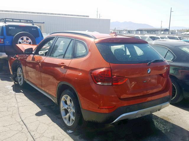 WBAVM5C58DVV89657 - 2013 BMW X1 XDRIVE3 برتقالي صورة 3