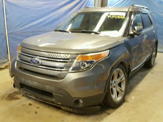 1FMHK8F81BGA70945 - 2011 FORD EXPLORER L GRAY photo 2