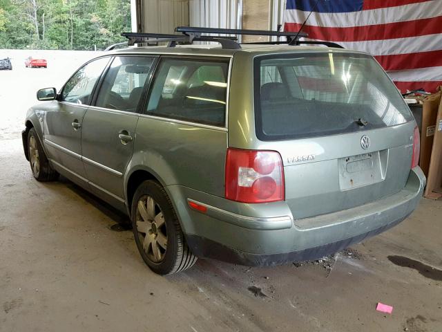 WVWYH63B82E262849 - 2002 VOLKSWAGEN PASSAT GLX GREEN photo 3