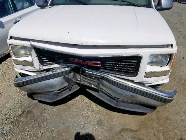 1GTEC14M3TZ531130 - 1996 GMC SIERRA C15 WHITE photo 9