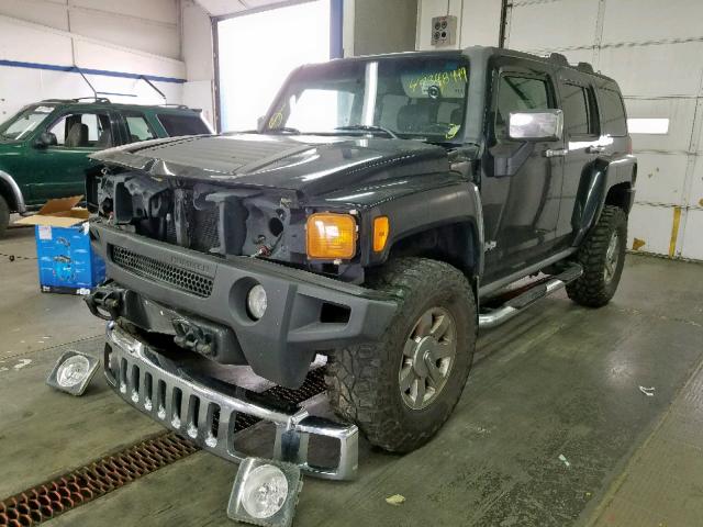 5GTDN136868147680 - 2006 HUMMER H3 BLACK photo 2