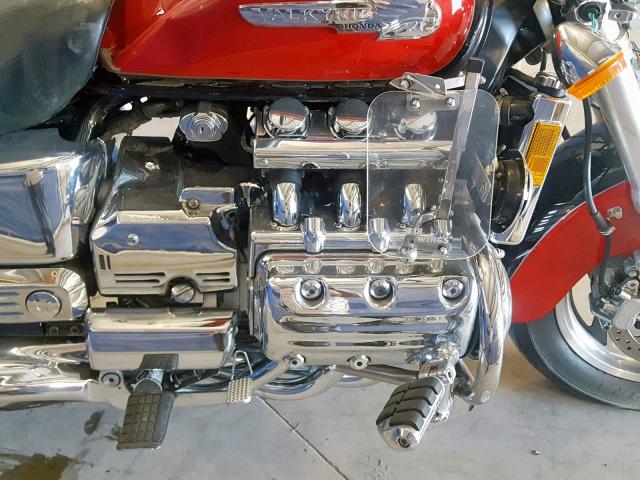 1HFSC3432YA300463 - 2000 HONDA GL1500 CT RED photo 7