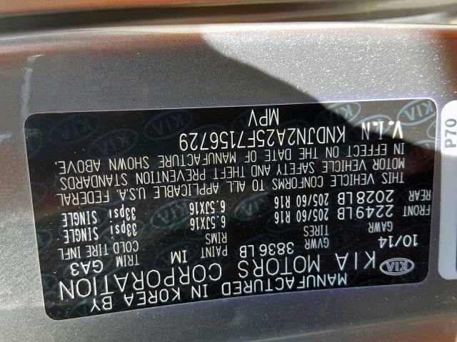 KNDJN2A25F7156729 - 2015 KIA SOUL SILVER photo 10