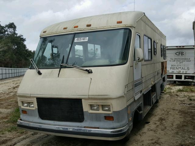 1GBKP37W2K3315937 - 1994 KOMF MOTORHOME WHITE photo 2