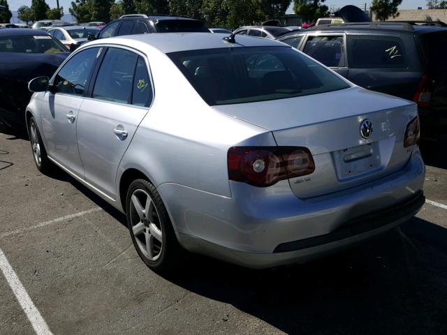 3VWRL71K69M097977 - 2009 VOLKSWAGEN JETTA TDI SILVER photo 3