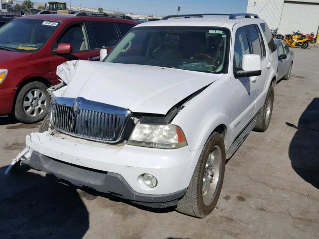 5LMEU88H05ZJ27023 - 2005 LINCOLN AVIATOR 白色 照片 2