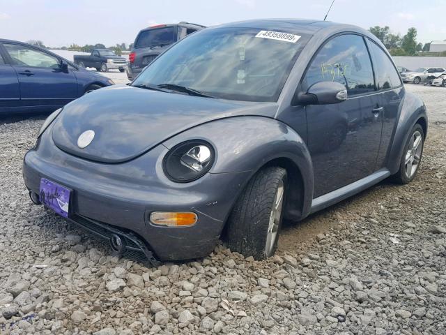 3VWCD31C24M415154 - 2004 VOLKSWAGEN NEW BEETLE GRAY photo 2