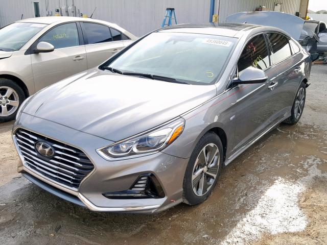 KMHE34L35JA083393 - 2018 HYUNDAI SONATA HYB GRAY photo 2