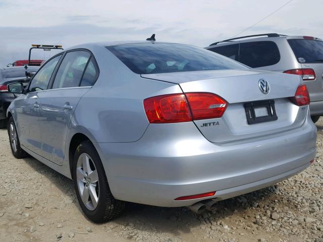 3VWLL7AJ5EM295702 - 2014 VOLKSWAGEN JETTA TDI SILVER photo 3