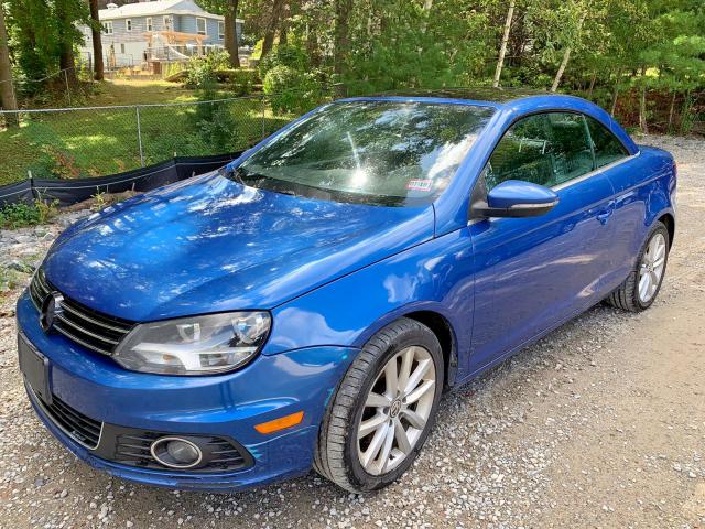 WVWBW7AH8CV002588 - 2012 VOLKSWAGEN EOS KOMFOR BLUE photo 2