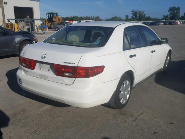 1HGCM56145A132325 - 2005 HONDA ACCORD DX WHITE photo 4