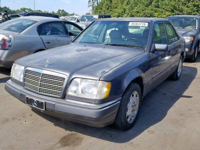 WDBEA32E3SC247753 - 1995 MERCEDES-BENZ E 320 BASE GRAY photo 2