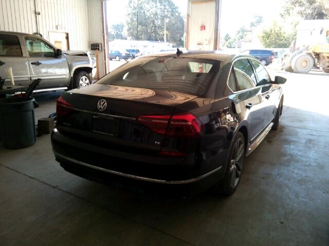 1VWDT7A33HC023483 - 2017 VOLKSWAGEN PASSAT R-L BLACK photo 4