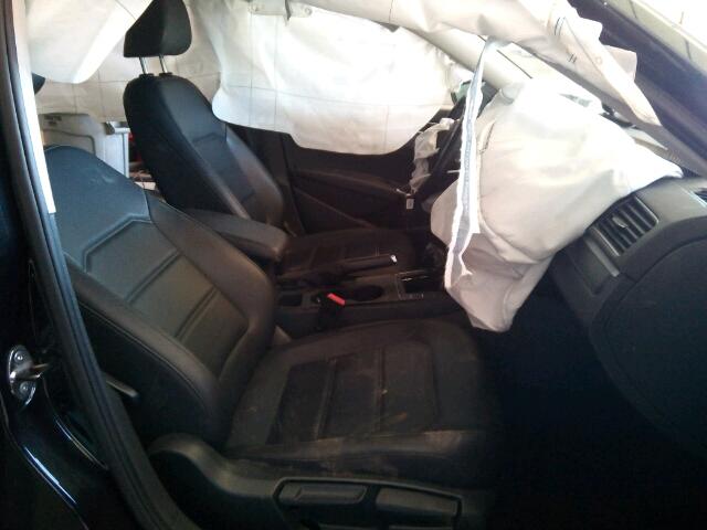 1VWDT7A33HC023483 - 2017 VOLKSWAGEN PASSAT R-L BLACK photo 5