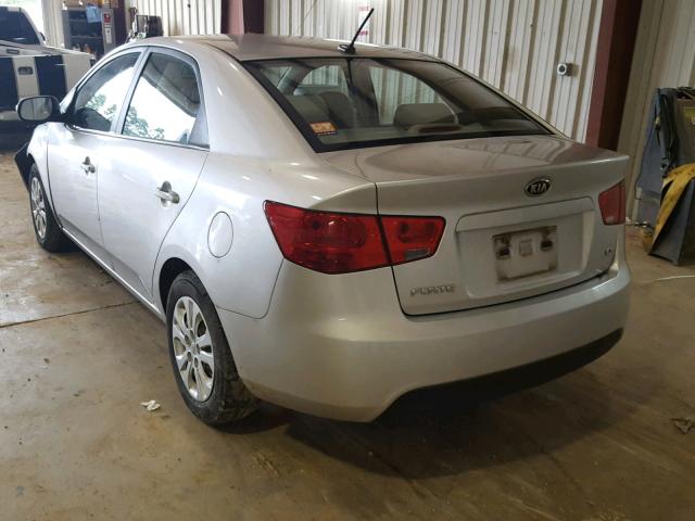 KNAFU4A2XA5848717 - 2010 KIA FORTE EX SILVER photo 3