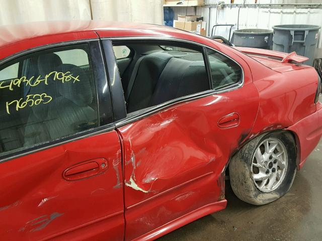 1G2NF52E34M671594 - 2004 PONTIAC GRAND AM S RED photo 9