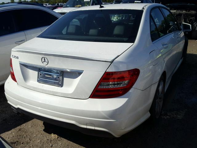 WDDGF4HBXEA966003 - 2014 MERCEDES-BENZ C 250 WHITE photo 4