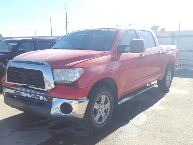 5TBDV541X7S463055 - 2007 TOYOTA TUNDRA CRE RED photo 2