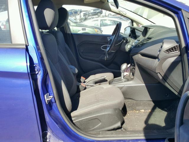 3FADP4EJ7EM136349 - 2014 FORD FIESTA SE BLUE photo 5