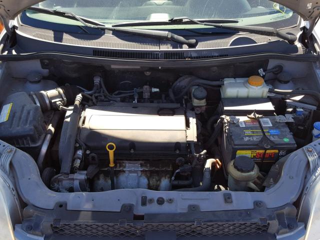 KL1TD56E69B624928 - 2009 CHEVROLET AVEO LS SILVER photo 7