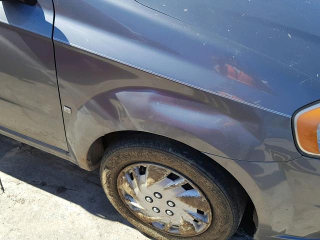 KL1TD56E69B624928 - 2009 CHEVROLET AVEO LS SILVER photo 9