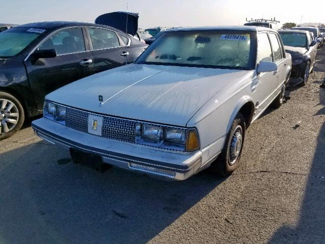 1G3CW69B2G1308097 - 1986 OLDSMOBILE 98 REGENCY WHITE photo 2