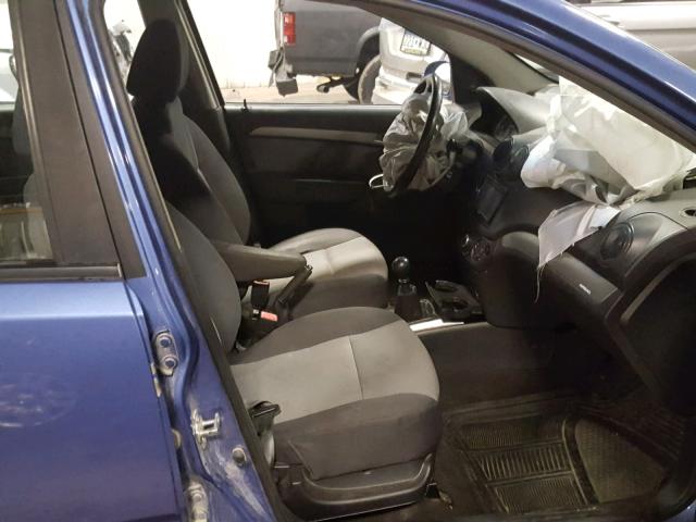 KL1TD66E49B338632 - 2009 CHEVROLET AVEO LS BLUE photo 5