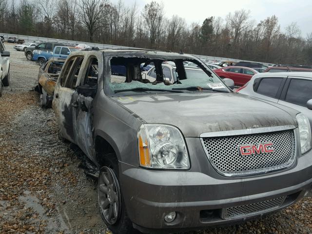 1GKS1EEFXCR256053 - 2012 GMC YUKON DENA SILVER photo 9