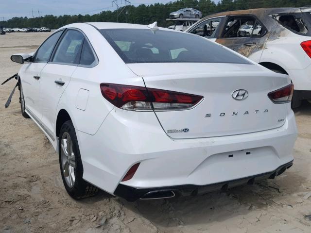 5NPE34AF7JH694259 - 2018 HYUNDAI SONATA SPO WHITE photo 3