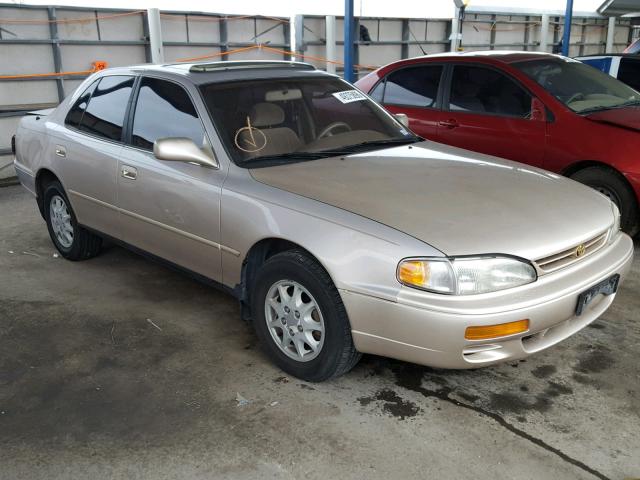 4T1SK13E7SU561156 - 1995 TOYOTA CAMRY XLE TAN photo 1