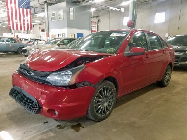 1FAHP3GN9AW156608 - 2010 FORD FOCUS SES RED photo 2