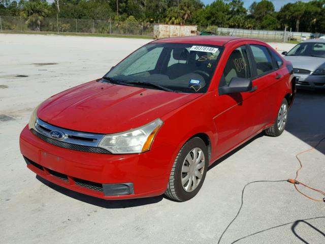 1FAHP34N58W186073 - 2008 FORD FOCUS S/SE RED photo 2