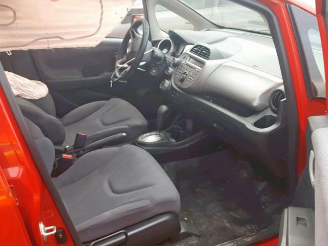 JHMGE8H31DC073121 - 2013 HONDA FIT RED photo 5