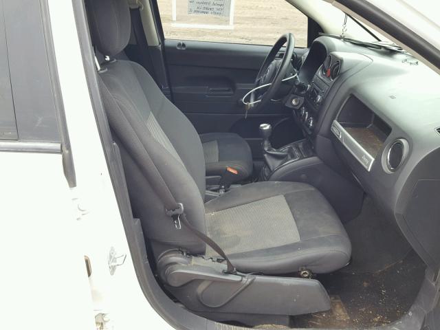 1C4NJCBA9ED744707 - 2014 JEEP COMPASS SP 白色 照片 5