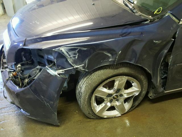 1G1ZC5EB1AF132715 - 2010 CHEVROLET MALIBU 1LT BLUE photo 9