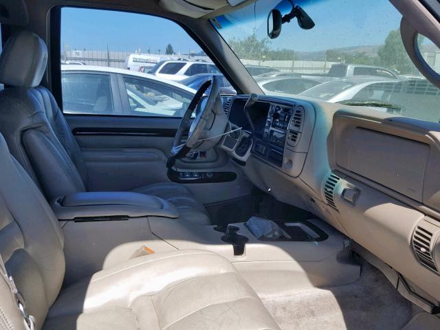 1GYEK13R8XR416376 - 1999 CADILLAC ESCALADE GOLD photo 5