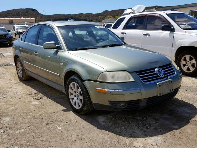 WVWPH63B01P089374 - 2001 VOLKSWAGEN PASSAT GLS GREEN photo 1