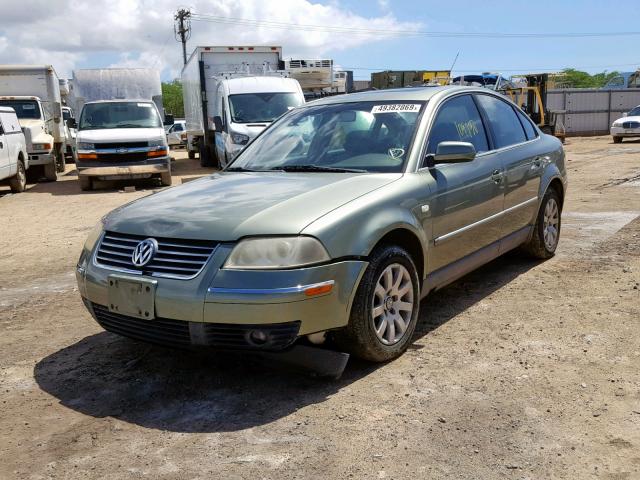 WVWPH63B01P089374 - 2001 VOLKSWAGEN PASSAT GLS GREEN photo 2