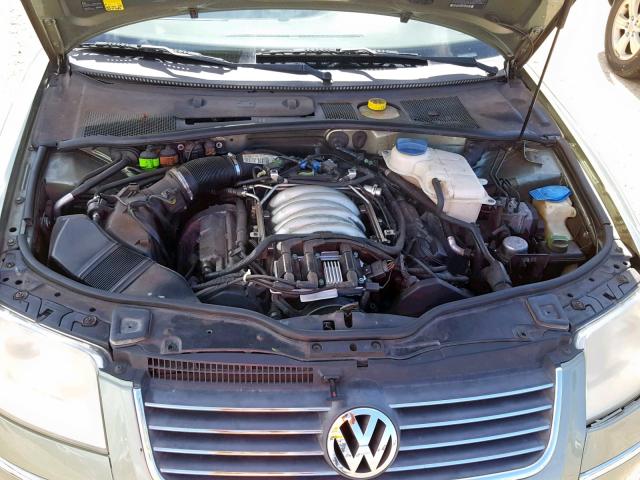 WVWPH63B01P089374 - 2001 VOLKSWAGEN PASSAT GLS GREEN photo 7