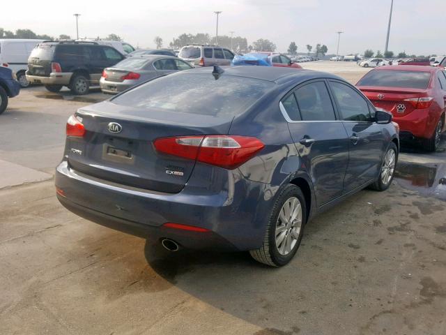 KNAFX4A87F5320118 - 2015 KIA FORTE EX BLUE photo 4