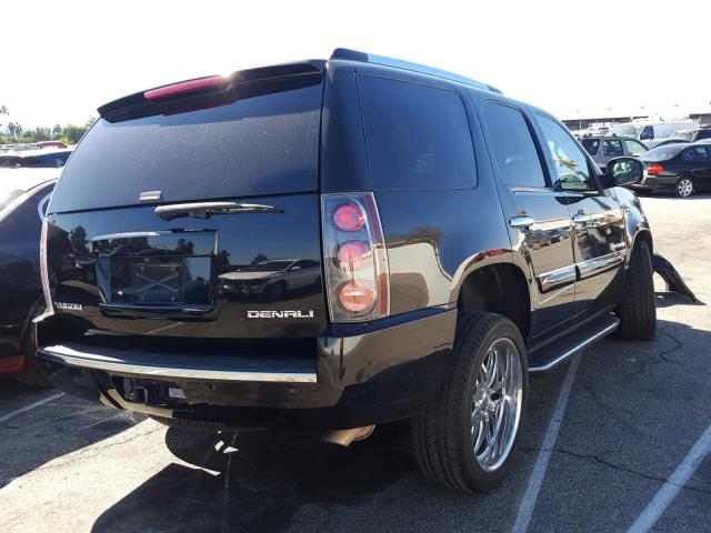 1GKFK638X7J187572 - 2007 GMC YUKON DENA BLACK photo 4