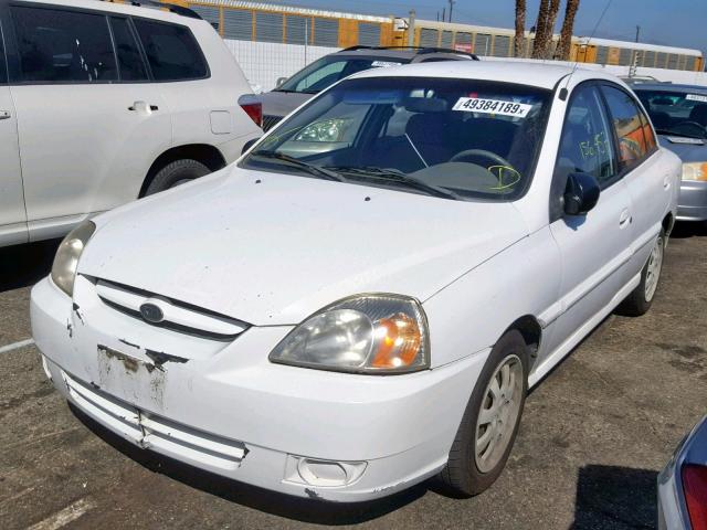 KNADC125756375151 - 2005 KIA RIO WHITE photo 2