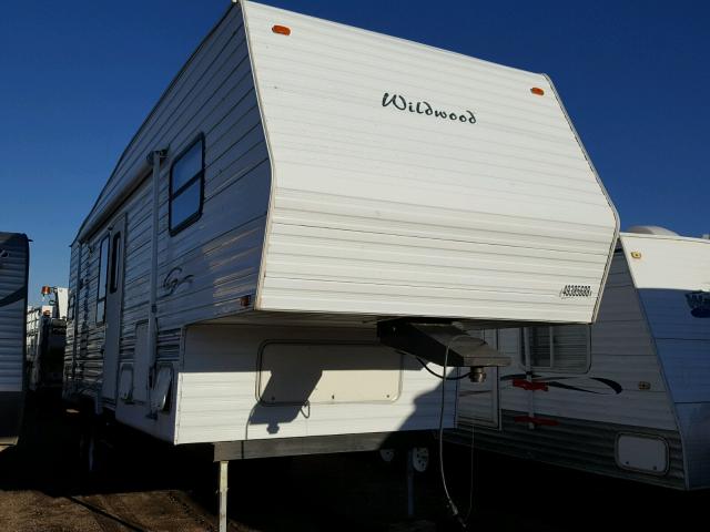 4X4FWDC28XC033375 - 1999 WILD 5TH WHEEL WHITE photo 1