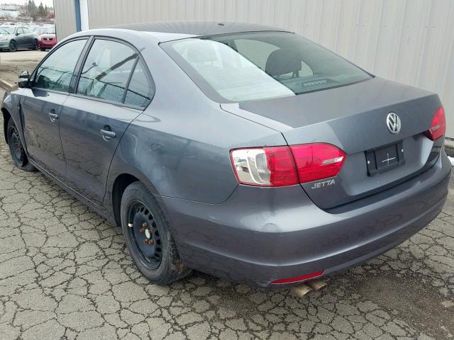 3VW2K7AJ8EM355017 - 2014 VOLKSWAGEN JETTA BASE GRAY photo 3