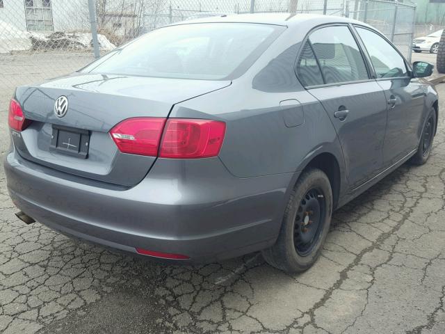 3VW2K7AJ8EM355017 - 2014 VOLKSWAGEN JETTA BASE GRAY photo 4