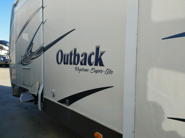 4YDT27725EB450081 - 2014 KEYSTONE OUTBACK WHITE photo 9