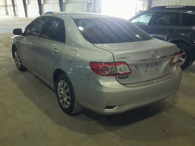 2T1BU4EE8CC877743 - 2012 TOYOTA COROLLA BA GRAY photo 3