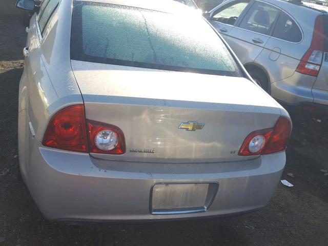 1G1ZH57B89F237617 - 2009 CHEVROLET MALIBU 1LT GOLD photo 9
