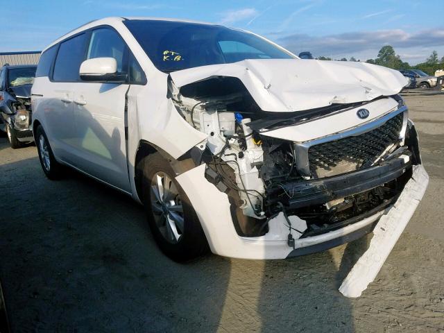 KNDMB5C11H6340537 - 2017 KIA SEDONA LX WHITE photo 1